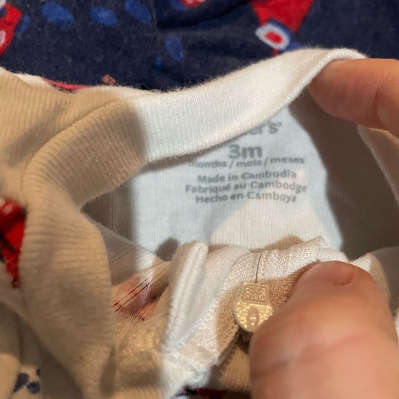 Bundle of 4 100% cotton 3 month sleepers Boys Firetrucks, sharks, construction - Picture 10 of 13